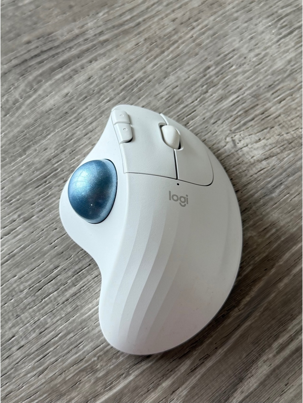 Logitech Ergo M575 Wireless Trackball Mouse - Off White